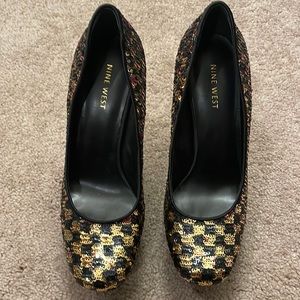 Women’s Nine West 5 1/2 inch sequin platfom heels